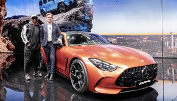 Mercedes-Benz ra mắt toàn cầu 2 mẫu xe mới tại Triển lãm ô tô hàng đầu Thế giới ở Bắc Kinh