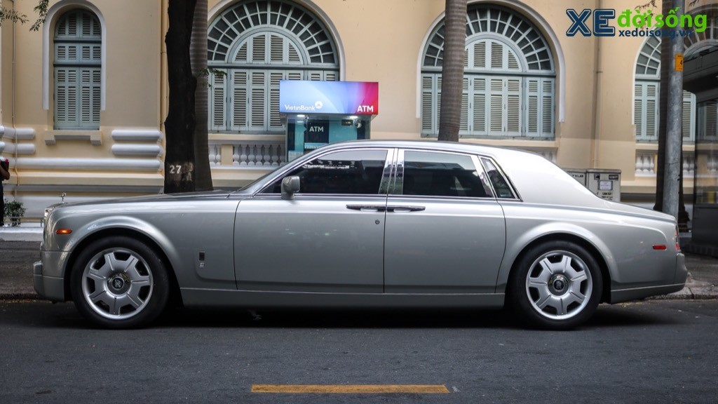 Rolls Royce luncurkan Phantom Art Deco