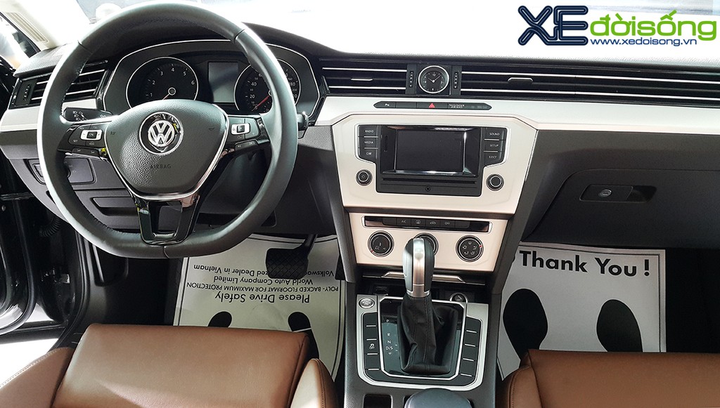 Volkswagen giới thiệu Passat mới với giá bán 1,45 tỷ đồng tại triển lãm riêng ảnh 3