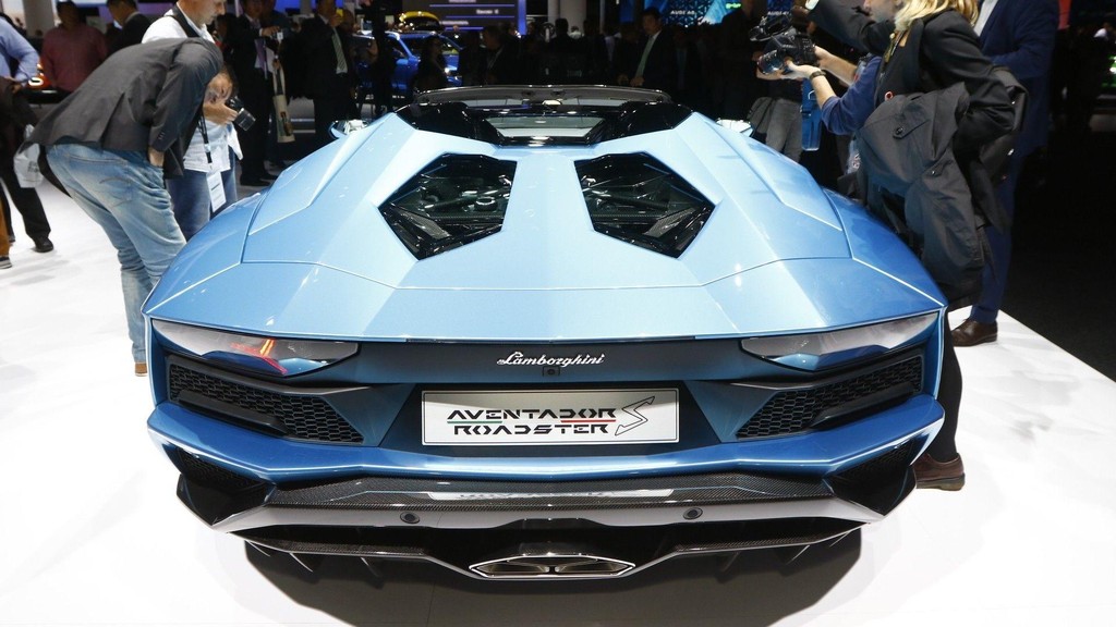 Chiêm ngưỡng Lamborghini Aventador S Roadster thực tế tại Đức ảnh 3