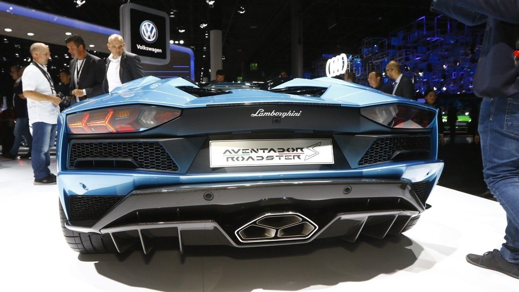 Chiêm ngưỡng Lamborghini Aventador S Roadster thực tế tại Đức ảnh 5