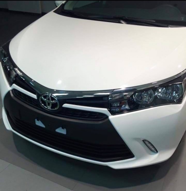 Lộ ảnh thực tế đầu tiên của Toyota Corolla 2016 ảnh 3