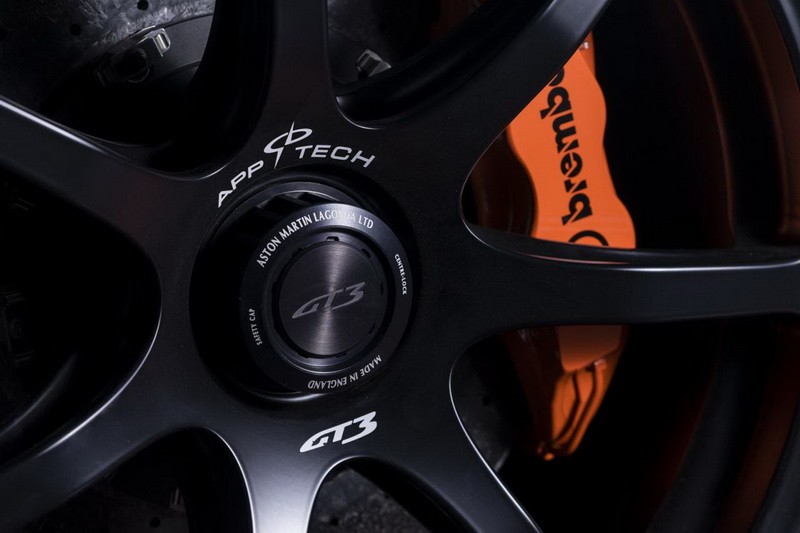 Vẻ đẹp dũng mãnh của Aston Martin Vantage GT3 mới công suất gần 600 mã lực ảnh 12
