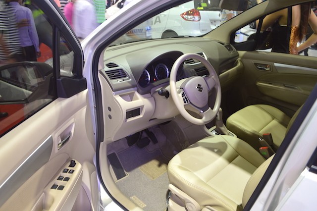 Suzuki Ertiga 2015 - đối thủ giá rẻ của Innova ảnh 5