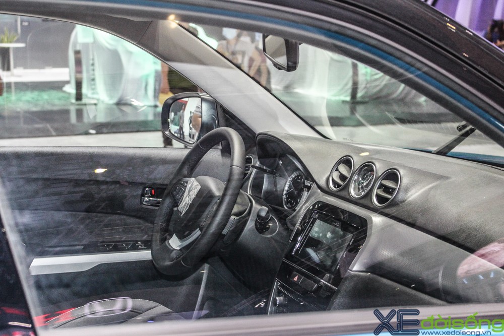 Suzuki Vitara 2015 hiện nguyên hình trước VMS 2015 ảnh 7
