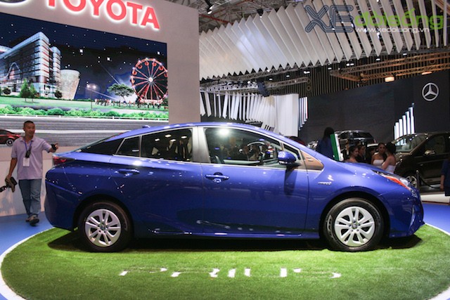 Toyota Prius 2016 tiếp cận thị trường Việt Nam ảnh 2
