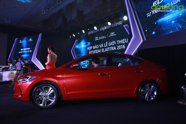 Hyundai Elantra thế hệ mới ra mắt Việt Nam có giá từ 615 triệu đồng ảnh 2