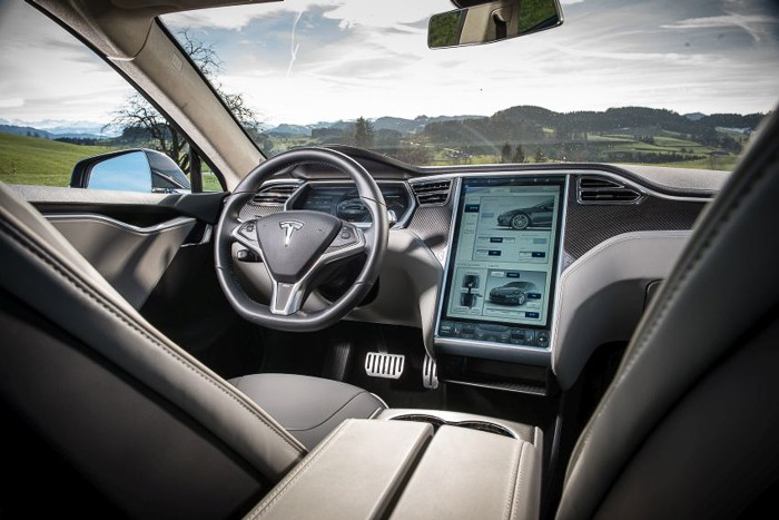 Tesla chuẩn bị ra mắt bán tải chạy điện vào tháng 9/2017 ảnh 3