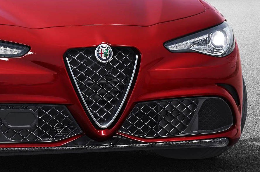 Tân binh sedan thể thao Alfa Romeo Giulia tuyên chiến xe Đức ảnh 5