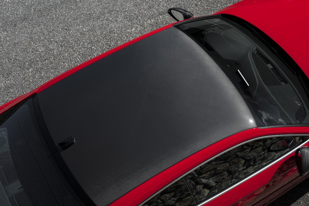 Audi RS4 và RS5 Carbon Edition đắt hơn bản thường 300 triệu ảnh 2
