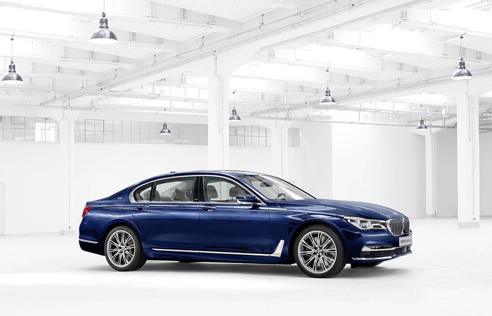Trình làng loạt BMW 7 Series bản đặc biệt “The Next 100 Years” ảnh 3