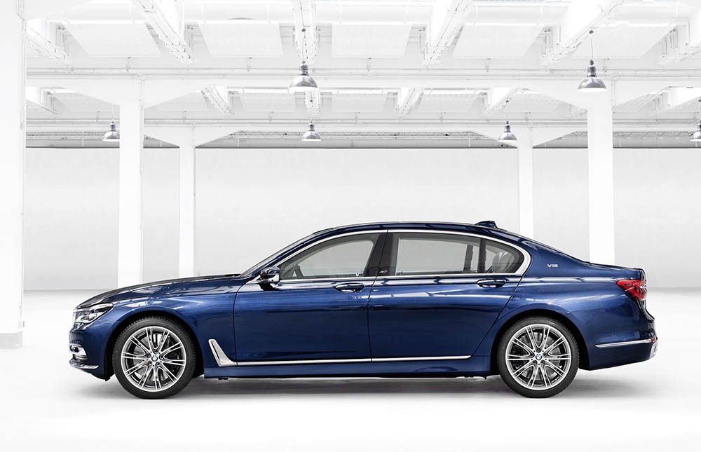 Trình làng loạt BMW 7 Series bản đặc biệt “The Next 100 Years” ảnh 4