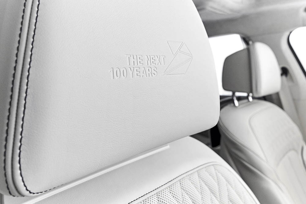 Trình làng loạt BMW 7 Series bản đặc biệt “The Next 100 Years” ảnh 8