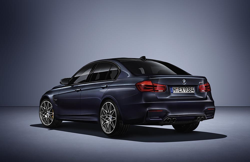 Ra mắt bản đặc biệt BMW M3 “30 Years M3” Edition  ảnh 3
