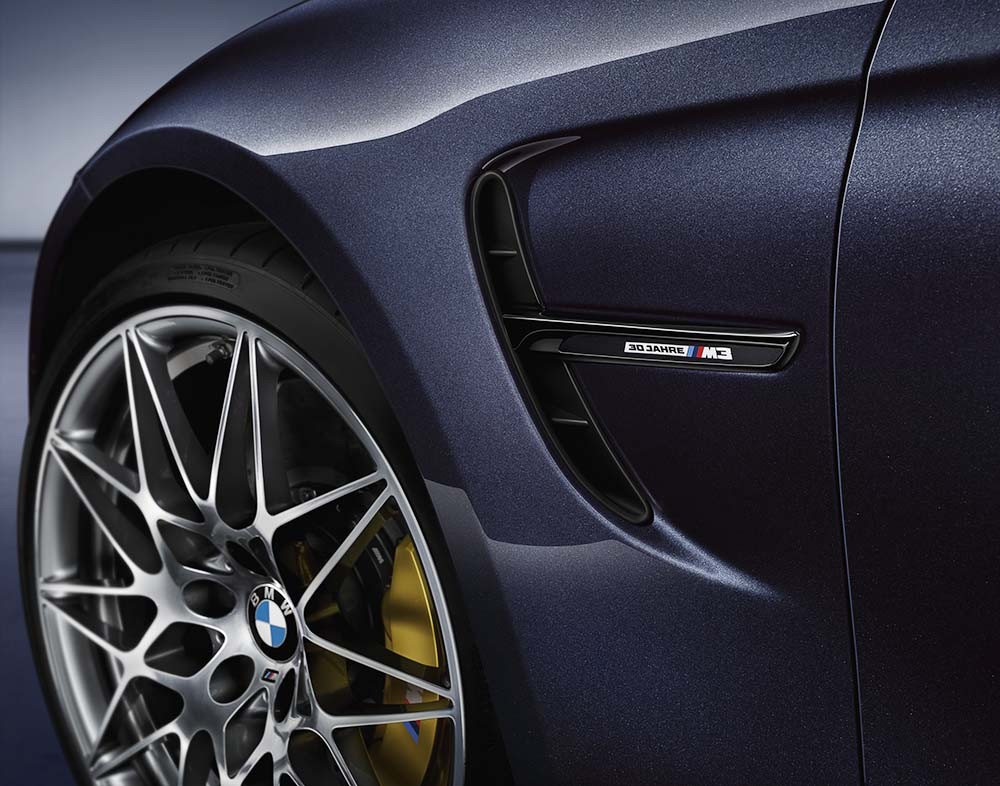 Ra mắt bản đặc biệt BMW M3 “30 Years M3” Edition  ảnh 6