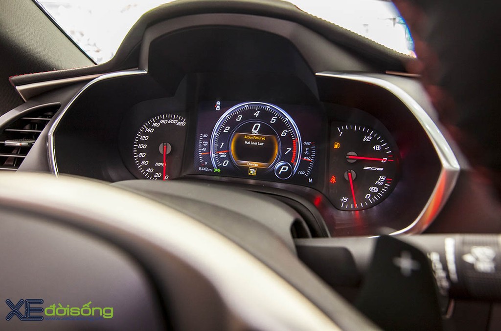 Chiêm ngưỡng siêu xe Corvette Z06 2015 đầu tiên về Việt Nam ảnh 16