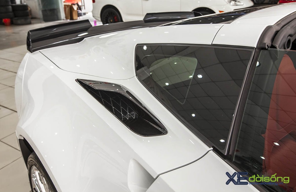 Chiêm ngưỡng siêu xe Corvette Z06 2015 đầu tiên về Việt Nam ảnh 11