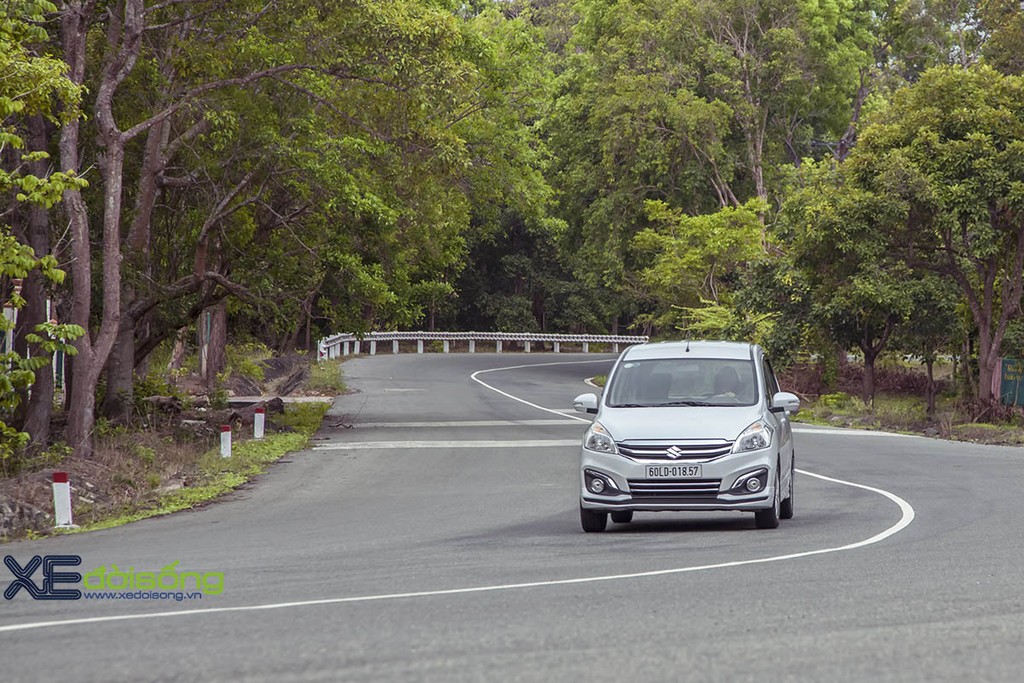 Suzuki Ertiga: MPV giá rẻ, thiết thực và tiết kiệm nhiên liệu ảnh 7