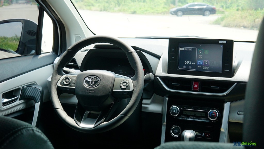 Lái thử, đánh giá Toyota Veloz Cross: những ưu nhược điểm cần biết khi chọn mua ảnh 10