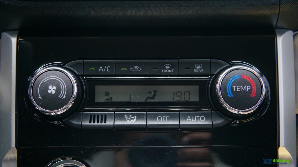 Lái thử, đánh giá Toyota Veloz Cross: những ưu nhược điểm cần biết khi chọn mua ảnh 12
