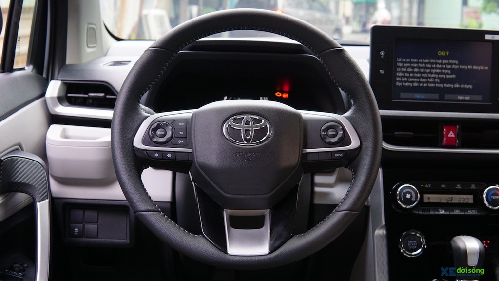 Lái thử, đánh giá Toyota Veloz Cross: những ưu nhược điểm cần biết khi chọn mua ảnh 15