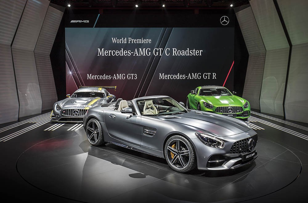 Cận cảnh tân binh Mercedes-AMG GT C Roadster vừa ra mắt toàn cầu ảnh 1