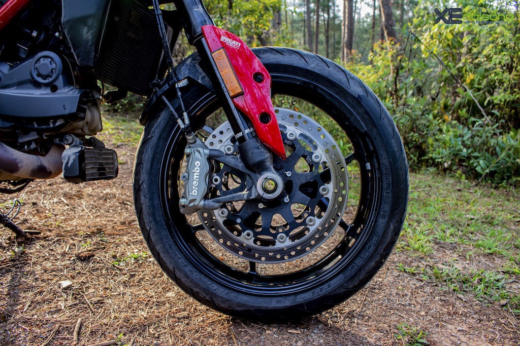 Đem một chiếc supermoto chạy phố như Ducati Hypermotard 950 đi tour “rừng xanh núi đỏ” tại Mù Cang Chải? Nhiệm vụ khả thi! ảnh 6