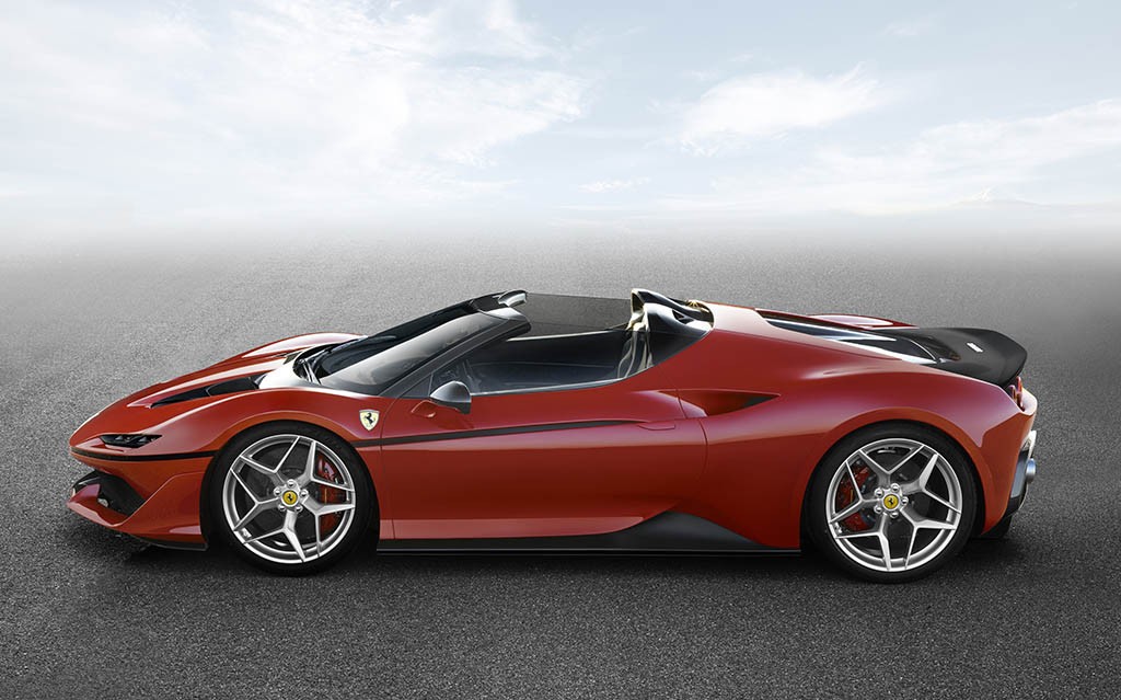 Ra mắt siêu xe Ferrari J50 targa giới hạn chỉ 10 chiếc ảnh 2