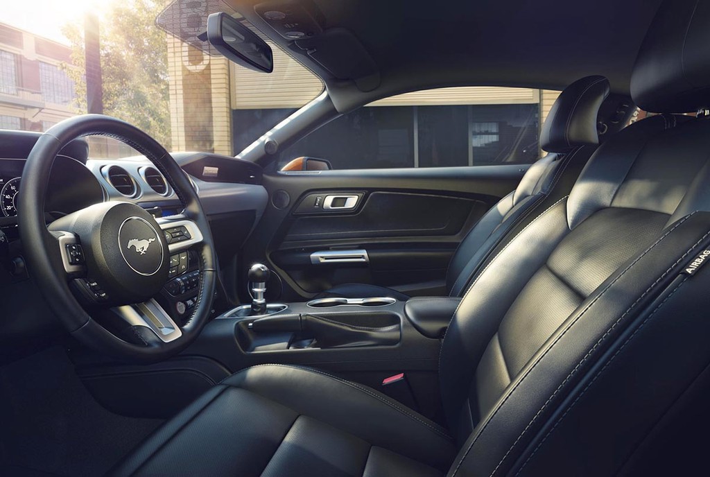 Chính thức ra mắt Ford Mustang 2018 với nhiều cải tiến ảnh 8