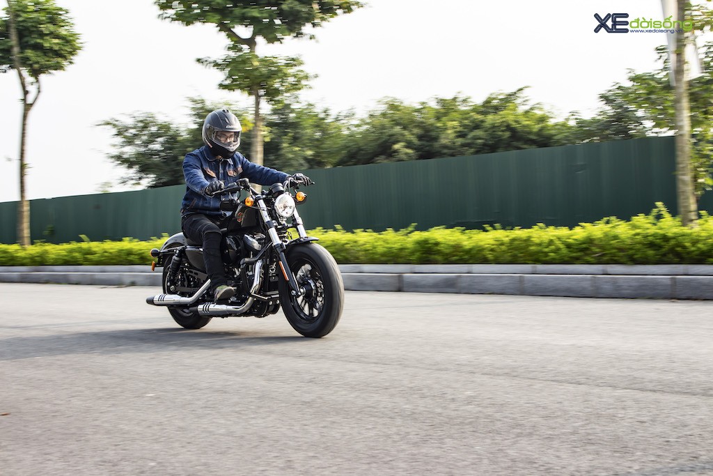 Đánh giá nhanh Harley-Davidson Forty-Eight 2019 giá 469,4 triệu đồng ảnh 7