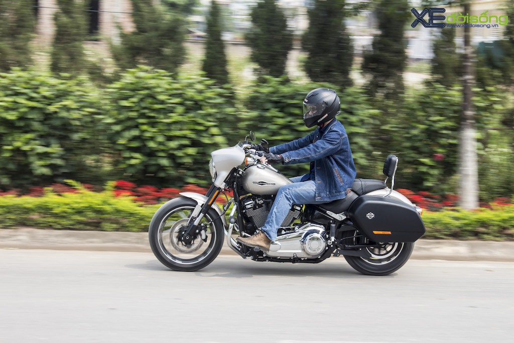 Đánh giá chi tiết Harley-Davidson Sport Glide giá gần 1 tỷ đồng ảnh 15