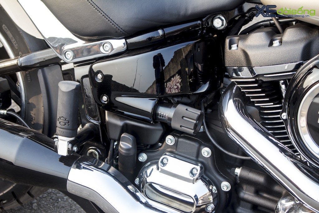 Đánh giá chi tiết Harley-Davidson Sport Glide giá gần 1 tỷ đồng ảnh 18