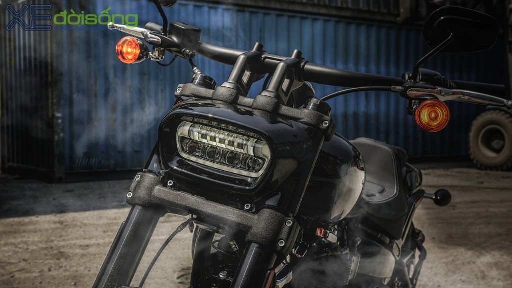 Đánh giá Harley-Davidson Fat Bob 2018 đầu tiên tại Việt Nam ảnh 9