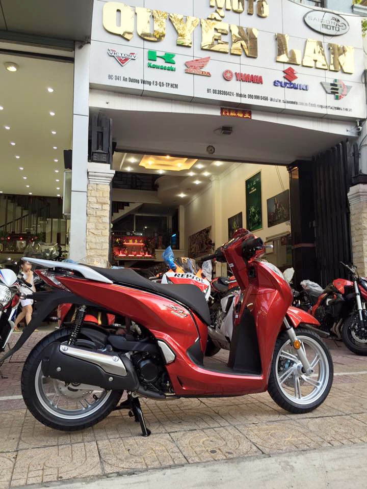 Khui thùng Honda SH300i 2015 đầu tiên về Việt Nam, giá 14.000 USD ảnh 4