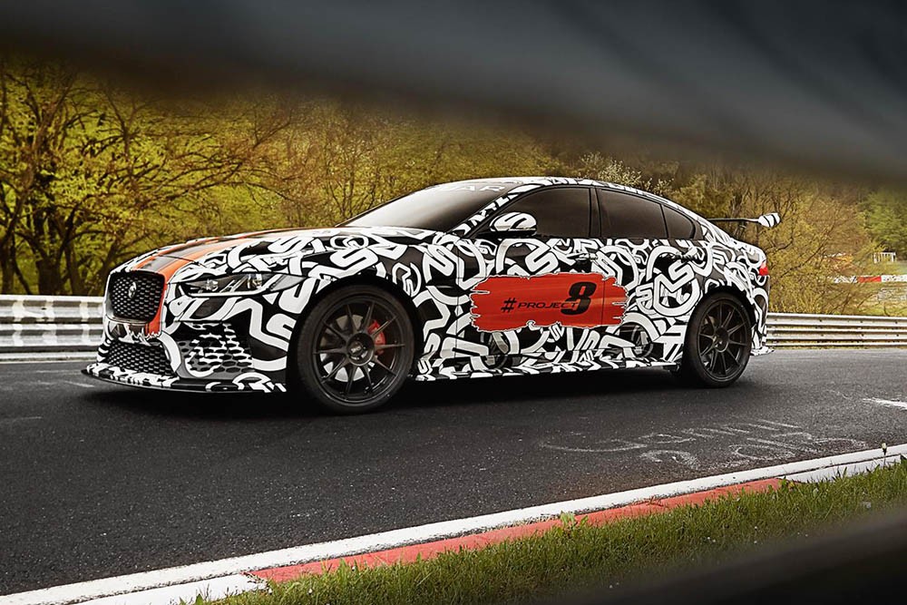Jaguar XE SV Project 8 sẽ làm lu mờ sedan thể thao Đức?! ảnh 3