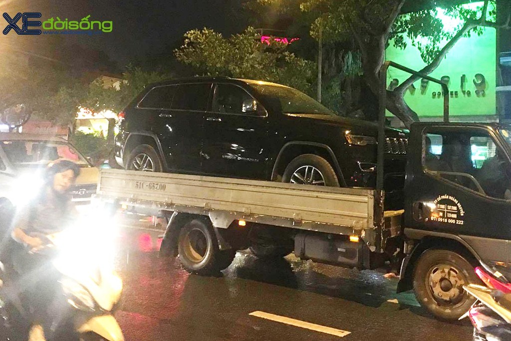 “Hàng độc” Jeep Grand Cherokee Limited 2017 về Việt Nam ảnh 1