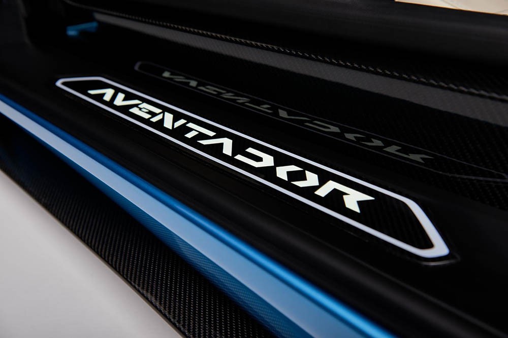Ra mắt Lamborghini Aventador S Roadster giá 460.247 USD ảnh 12
