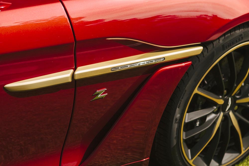 Cận cảnh siêu xe mới Aston Martin Vanquish Zagato ảnh 5