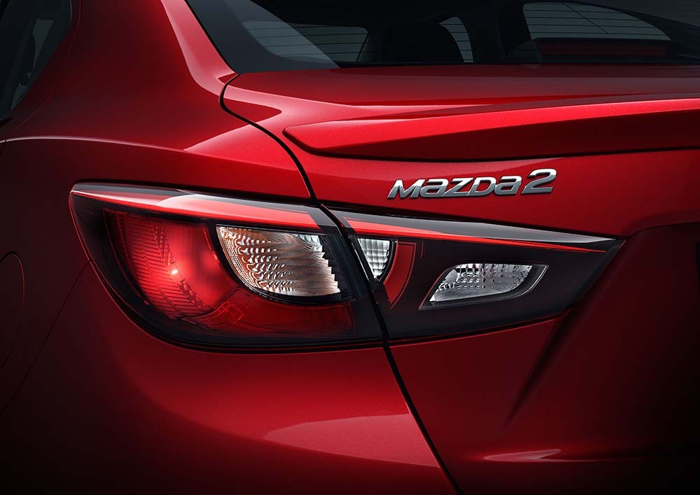 Mazda2 Sedan hoàn toàn mới sắp ra mắt toàn cầu ảnh 10