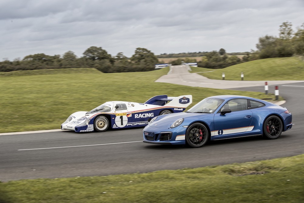 Bộ ba Porsche 911 Carrera 4 GTS “Huyền thoại Anh Quốc” ảnh 4