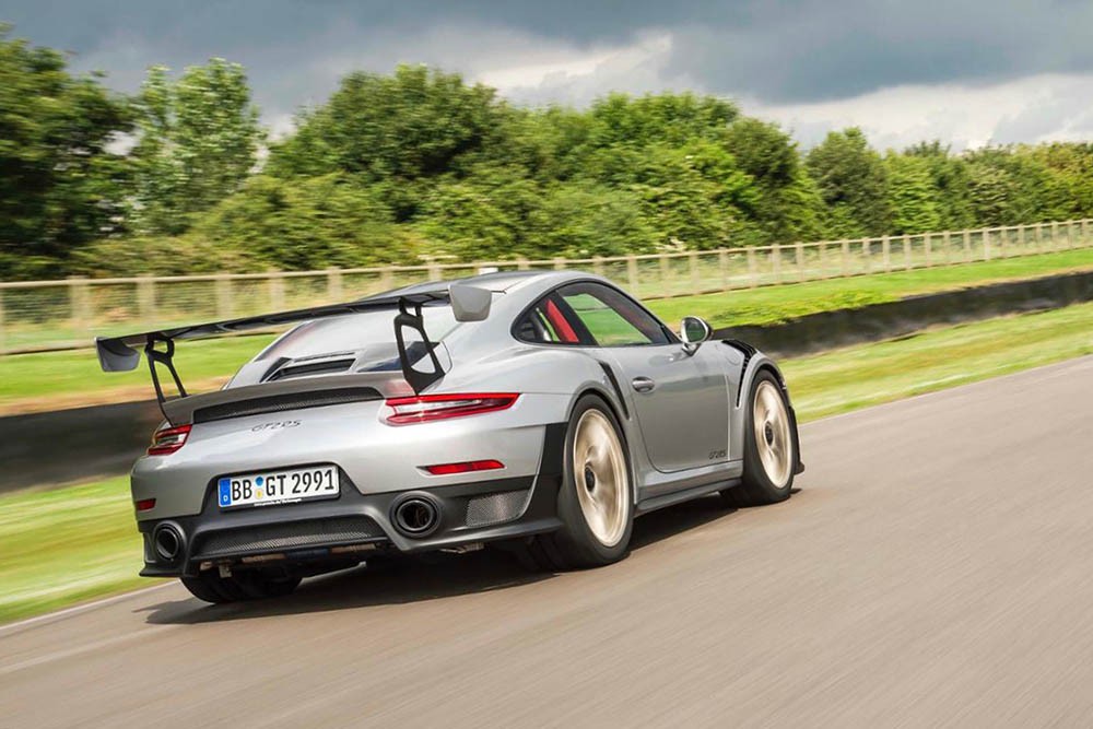 Porsche 911 GT2 RS chính thức ra mắt tại Goodwood Festival of Speed ảnh 5