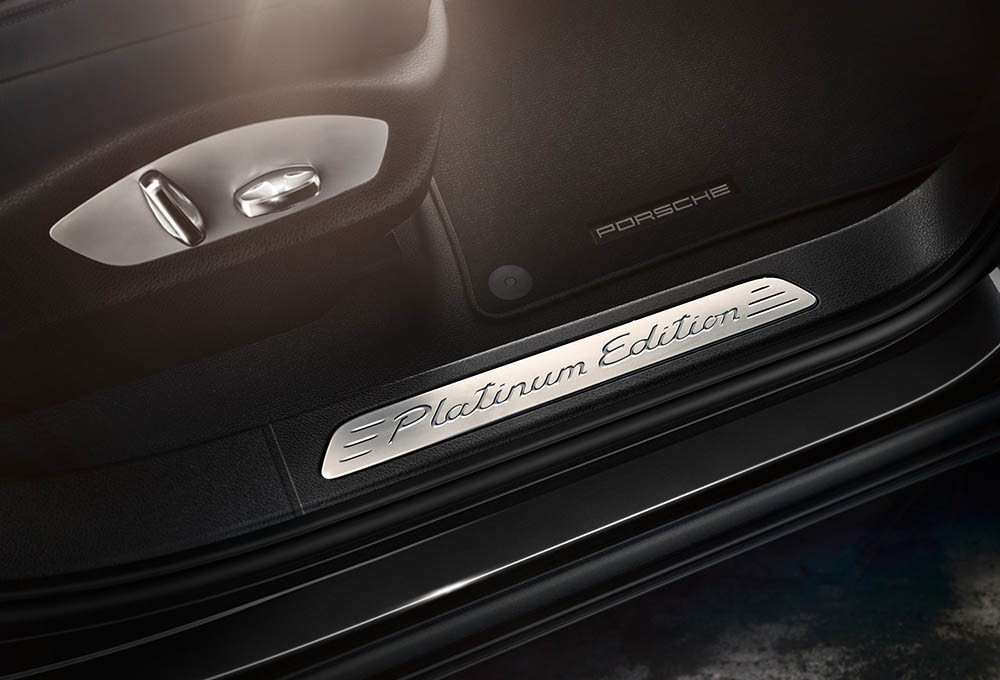 Porsche Cayenne: SUV hạng sang toàn năng cho cả gia đình ảnh 10