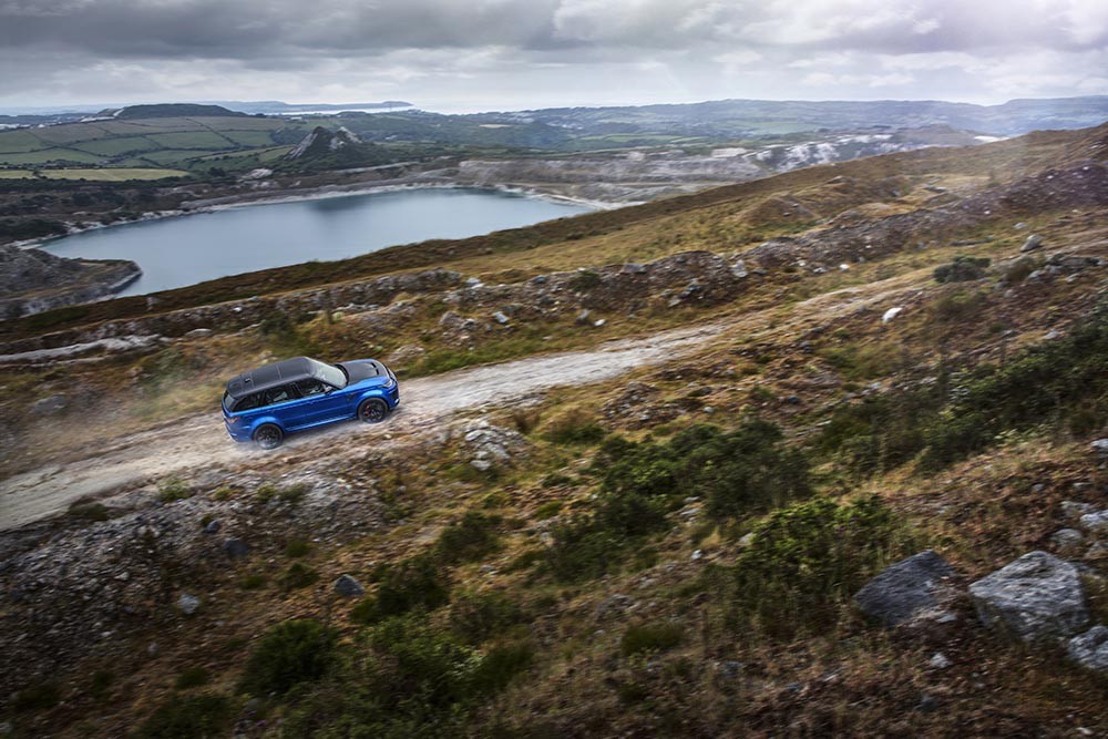 Chi tiết Range Rover Sport SVR 2018 giá 3 tỉ đồng vừa ra mắt  ảnh 14