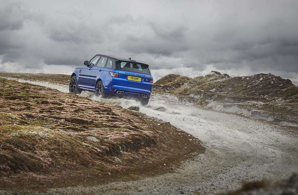 Chi tiết Range Rover Sport SVR 2018 giá 3 tỉ đồng vừa ra mắt  ảnh 6