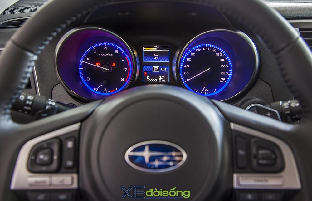 Cận cảnh Subaru Outback 2015 mới về Việt Nam, giá 1,627 tỉ đồng ảnh 10