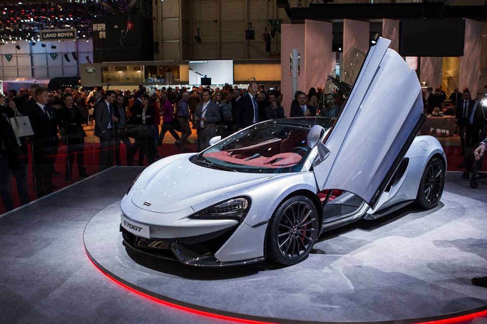 Toàn cảnh siêu xe mới trình diễn Geneva Motor Show 2016 ảnh 10