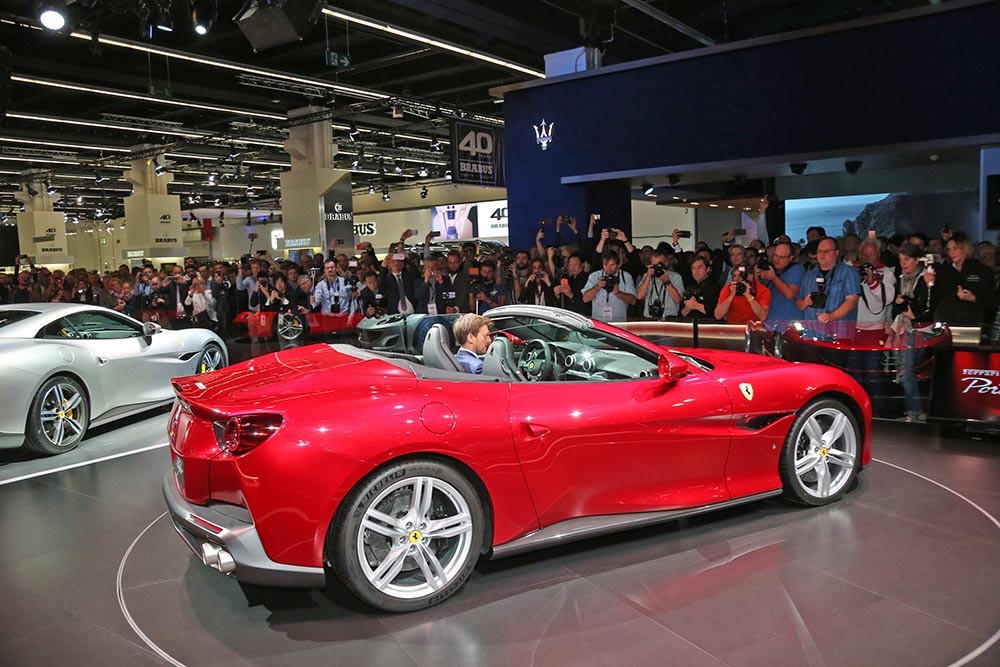 Siêu xe Ferrari Portofino lần đầu ra mắt công chúng  ảnh 10