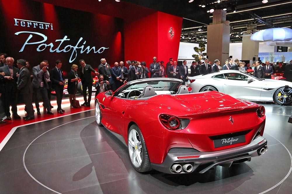 Siêu xe Ferrari Portofino lần đầu ra mắt công chúng  ảnh 12