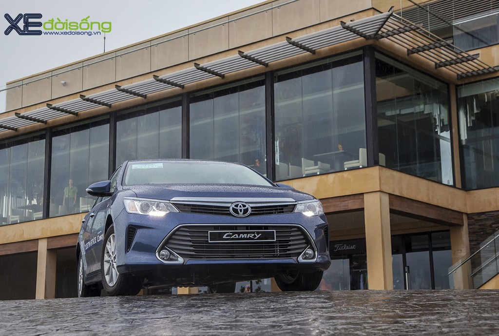 Đánh giá Toyota Camry 2015: trẻ hoá phong cách lãnh đạo ảnh 5