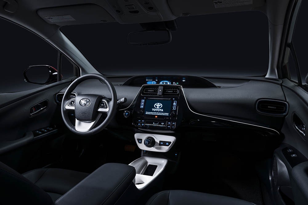 Ra mắt Toyota Prius 2016: lên đời “Vua” xe hybrid ảnh 6